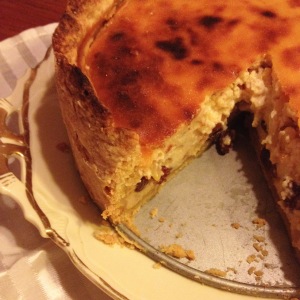 ricotta pie with raisins and pine nuts